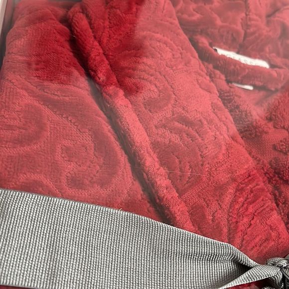 HOTEL COLLECTION Classic Textured Scroll Robe NEW - Picture 7 of 8